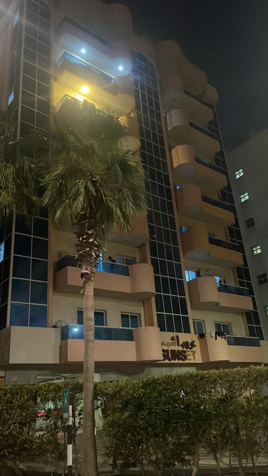Capsule Bed Hotel Dubai Exterior foto